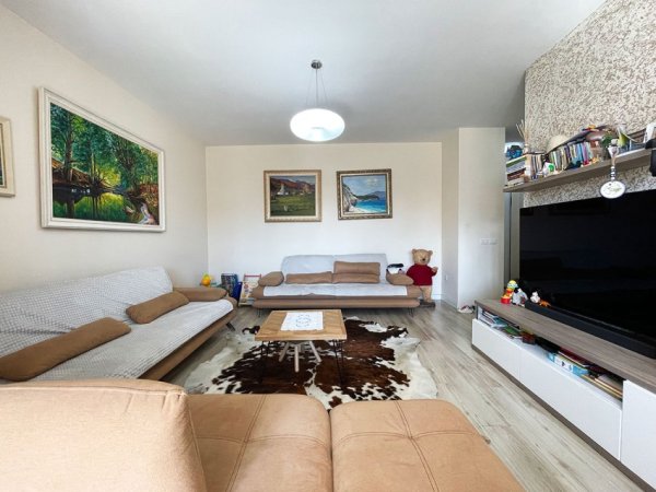 Tirane, shes apartament 2+1+BLK Kati 4, 107 m² 202.000 Euro (NË FILLIM TË RRUGES “DON BOSKO”)