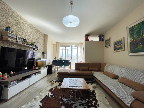 Tirane, shes apartament 2+1+BLK Kati 4, 107 m² 202.000 Euro (NË FILLIM TË RRUGES “DON BOSKO”)