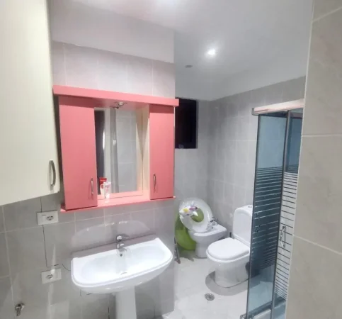 Apartament ne shitje!