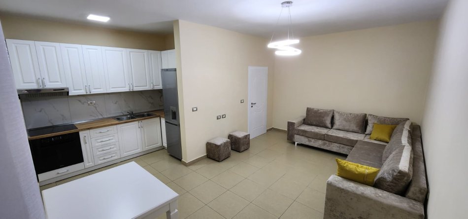 JAPIM ME QIRA APARTAMENT 2+1 NE ALLIAS