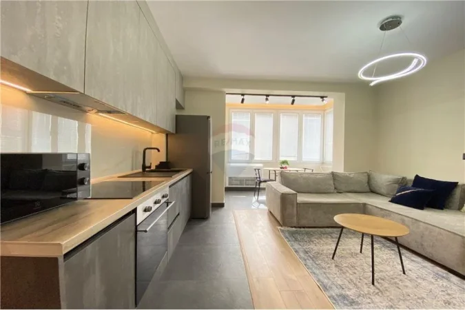 Apartament me qera 1+1 ne Pazar te Ri
