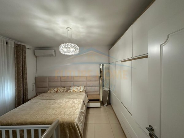 Shitet, Apartament 2+1, Rruga Bardhyl, Tiranë.