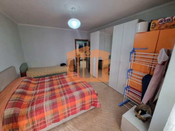 APARTAMENT 2+1 PER SHITJE TE RROTA E KUQE PLAZH DURRES!