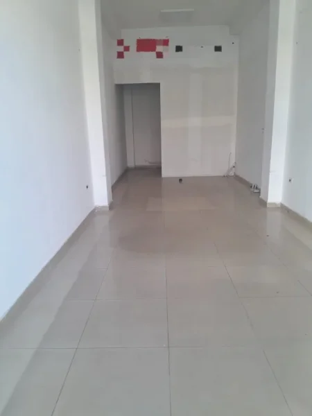 Dyqan Me Qera Tek Brryli (ID BD21500) Tirane