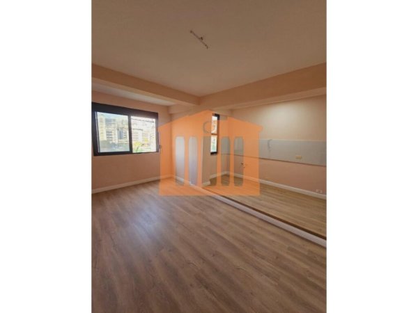 APARTAMENT 1+1 NE PLAZH DURRES, PER SHITJE!