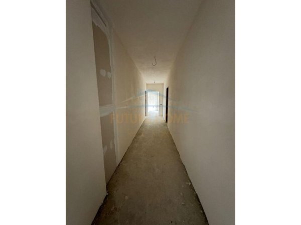 Shitet, Apartament 2+1+2, Bulevardi i Ri, Rruga Jordan Misja.
161,700 €