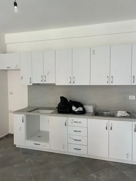 JEPET ME QIRA 2+1+2 BOSH ME KUZHINE, GREEN CITY ,ASTIR 350 EURO