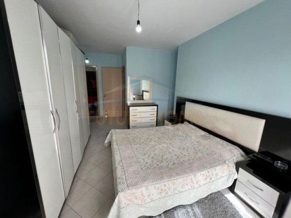 Shitet, Apartament 2+1+2, Unaza Re, Tirane