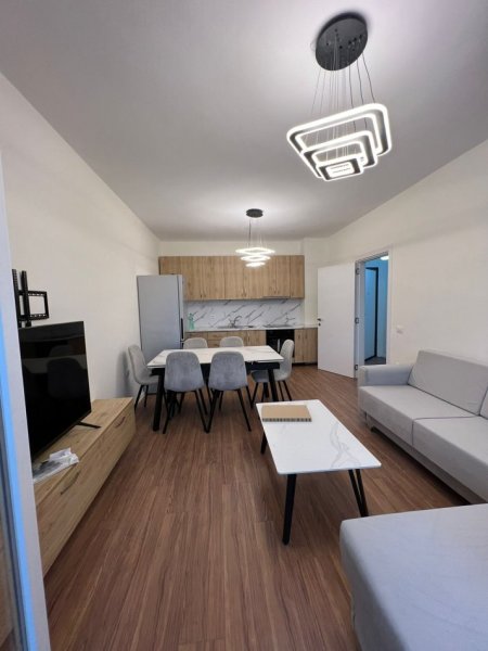 Apartament 2+1 me qera