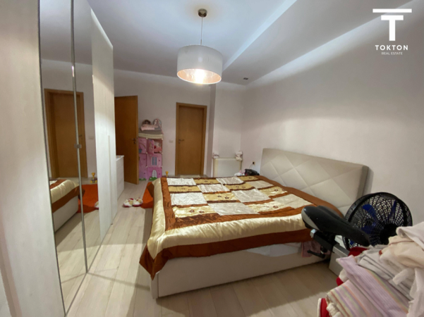 SHITET, APARTAMENT 2+1, BLLOKU, TIRANË