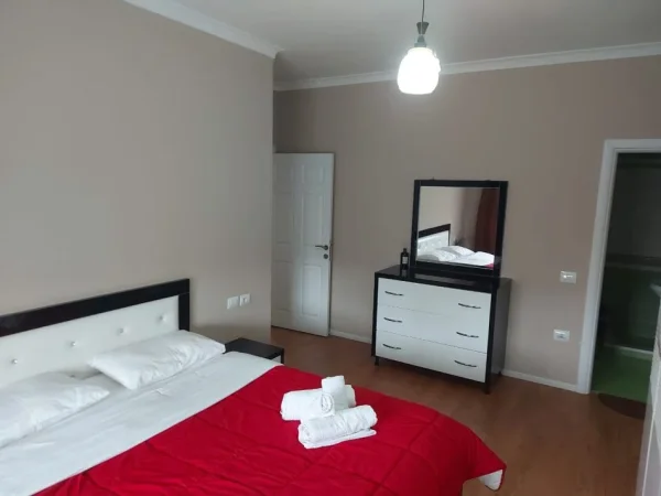 Apartament 2+1 me Qira - Liqeni i Thate