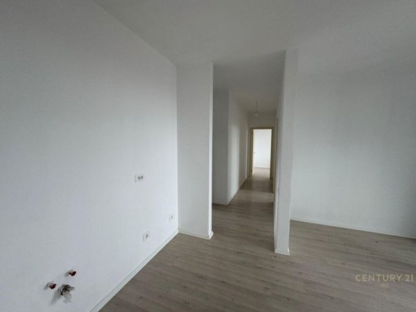 APARTAMENT 2+1 ME QIRA NE ALI DEM!!!