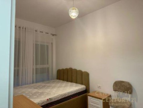 APARTAMENT 2+1 ME QIRA TEK ALI DEMI