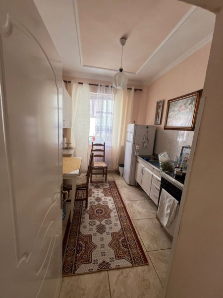 Shitet Apartament 1+1  21 Dhjetori , Tirane