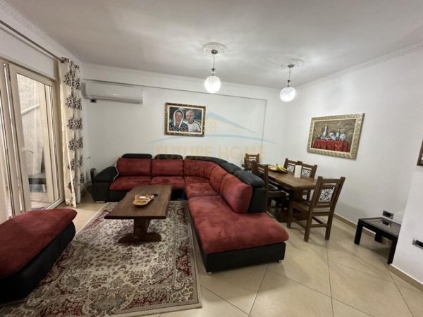 Shitet , Apartament 3+1+2 , Fresku , Tirane