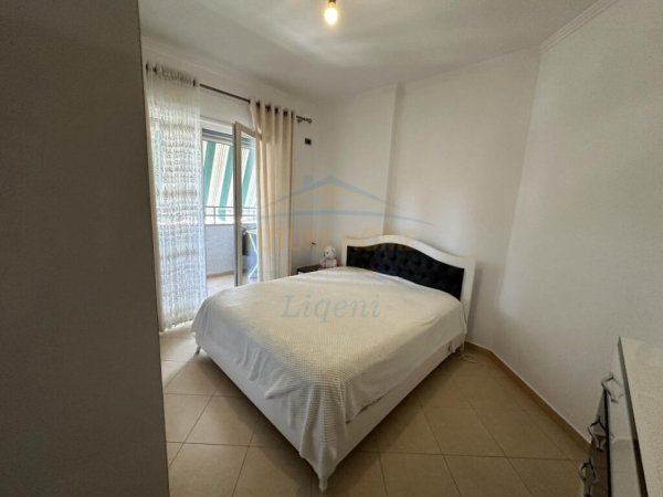 Shitet , Apartament 3+1+2 , Fresku , Tirane