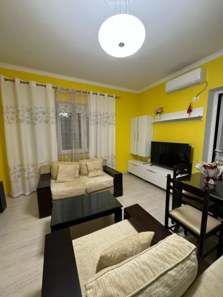 Jepet me qera Apartamenti 2+1 500€ , Don Bosko prane Viva Market.