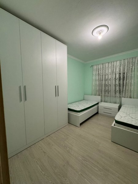 Jepet me qera Apartamenti 2+1 500€ , Don Bosko prane Viva Market.