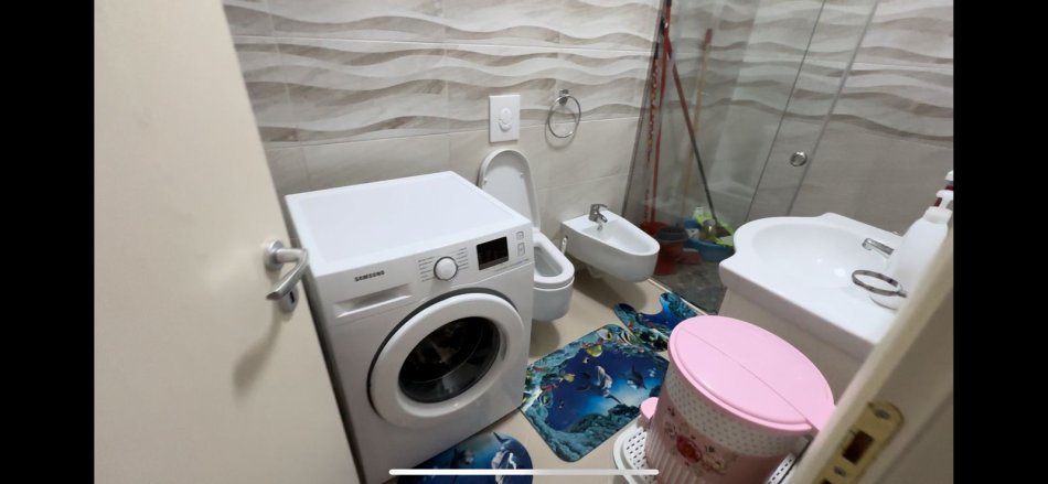 Shitet Vile, Lura 1 Gjiri Lalzit , Durres