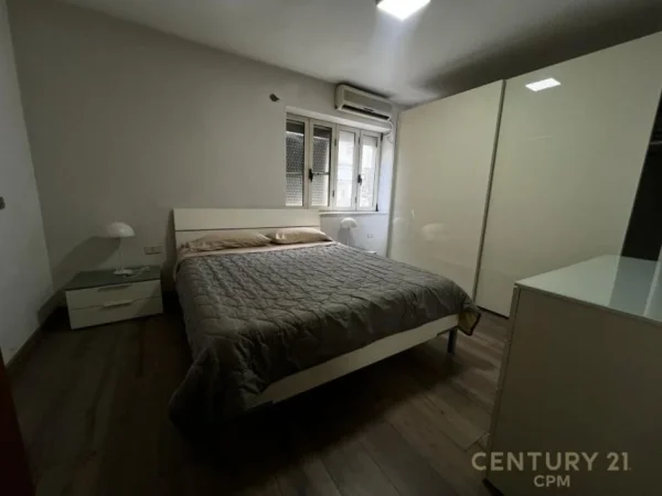 Jepet me qira apartament 2+1 ne Qender