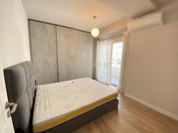 Apartament 2+1 me Qira prane Petro Ninit!