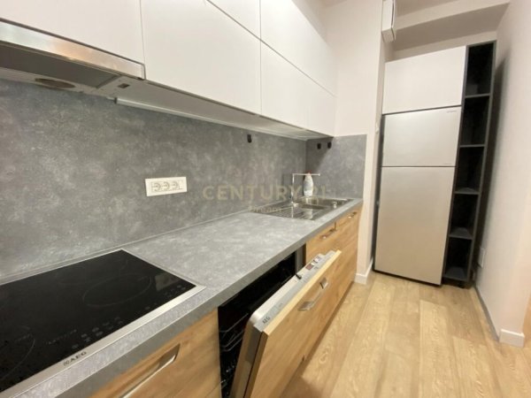 Apartament 2+1 me Qira prane Petro Ninit!