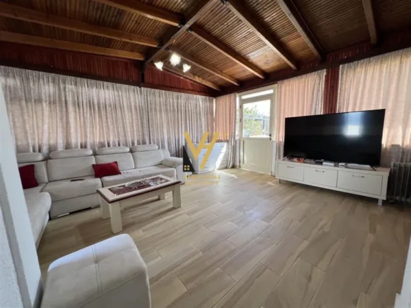 SHITET SHTEPI PRIVATE 70 M2 NE SARANDE 130.000 EURO