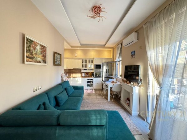 QIRA APARTAMENT 2+1 TEK LIQENI I THATE!  Neom90469