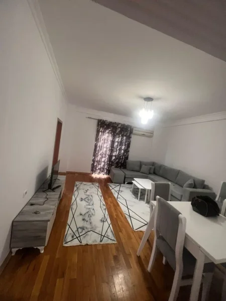 APARTAMENT 2+1 ME QERA NE DON BOSKO