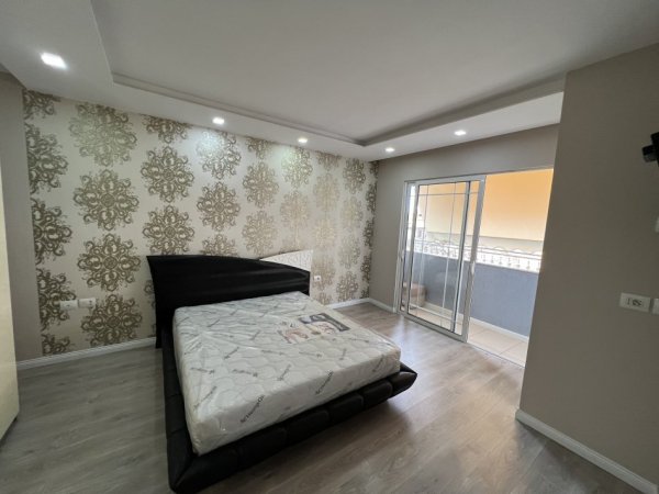 Jepet me qera apartament 2+1+2