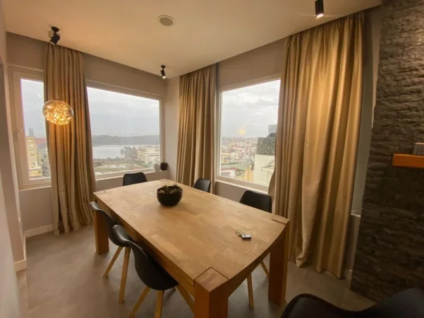 !! Jepet me qera Super 3+1+2+Bllk te Xhamia e Kopshtit Botanik‼️