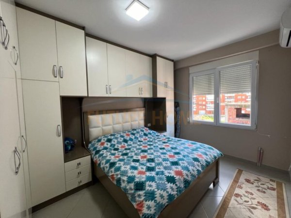 Shitet, Apartament 3+1+2, Kopshti Botanik, Tiranë.