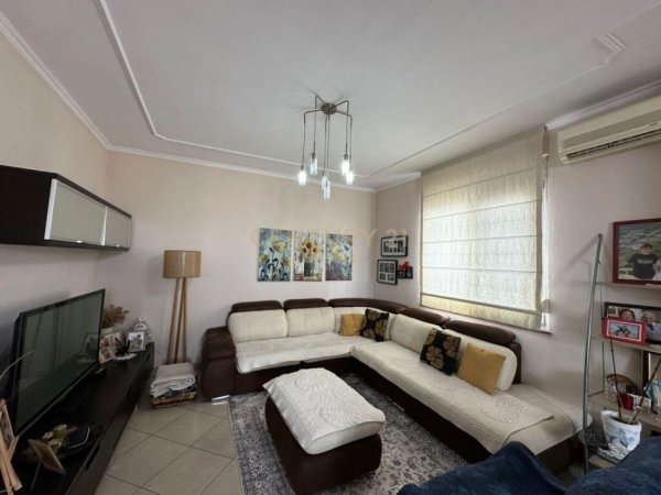 Apartament 3+1+2 për shitje te Mine Peza, Tiranë