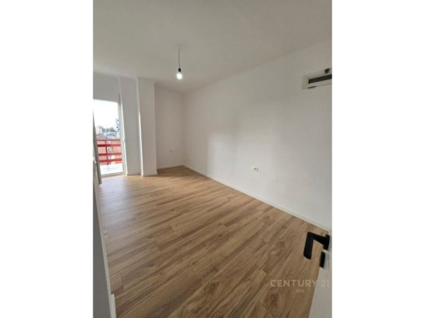 APARTAMENT 2+1 NE XHAMLLIK TE ISH-PROFARMA!!