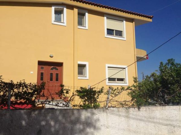 Vlore, ofroj dhome ne plazh 25 Euro/nata