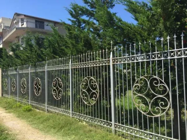 Kavaje, shes Vile / HOTEL buze detit  (Spille Plazh)