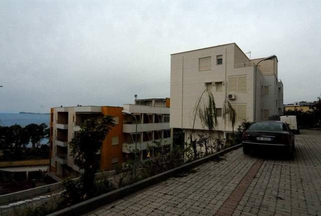 Vlore, jap me qera apartament ne plazh 1+1+BLK Kati 3, 70 m² (Uji i ftohte), 35 €/nata