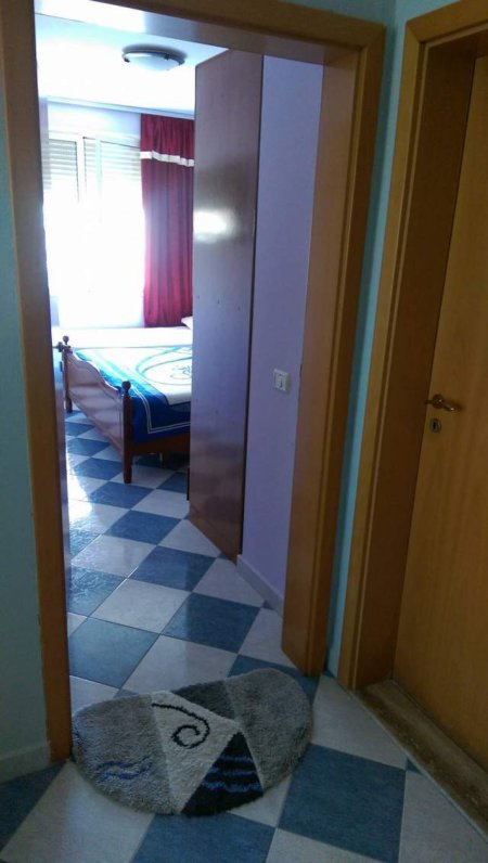 Durres, jap me qera dhome ne plazh 1+1 Kati 2, 37 m² 20 Euro (rruga Pavaresia,prane Hotel Adriatik,Plazh)