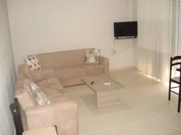 Sarande, jap me qera apartament 1+1+BLK Kati 2, 50 m²  (Rruga Turizem-Kanali Cukes)