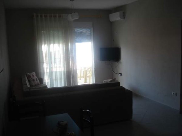 Sarande, jap me qera apartament Kati 3, 80 m²  (Rruga Turizem-Kanali Cukes)