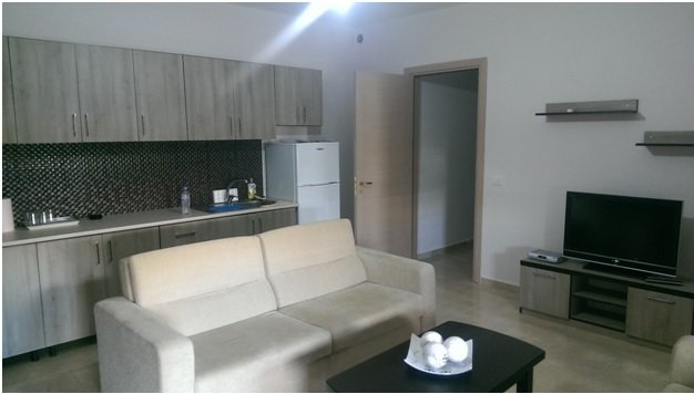 Durres, jap me qera apartament ne plazh Kati 1, 77 m² 20 Euro (Kompleksit Rotondo, perball Resortit Tropikal)