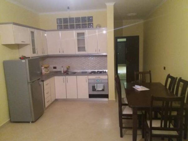 Durres, jap me qera apartament ne plazh 1+1+A+BLK Kati 7, 70 m² 25 Euro (Majestic)