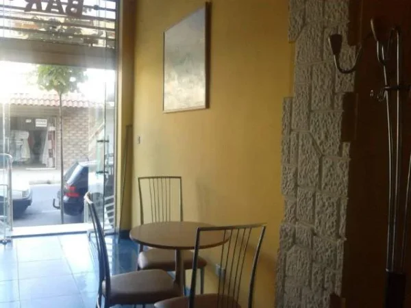 Tirane, shes dyqanl Kati 1, 60 m²  (Rr. Qemal Stafa) 190.000 Euro