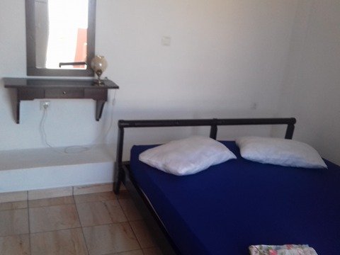 Sarande, jap me qera dhome ne plazh 35 m²  (QEPARO)