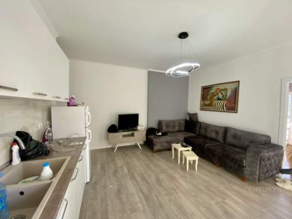 Tirane, shitet apartament 1+1+BLK Kati 2, 86 m² 89.000 Euro (Rruga Siri Kodra Prane Bulevardit te Ri, Ish Staci)