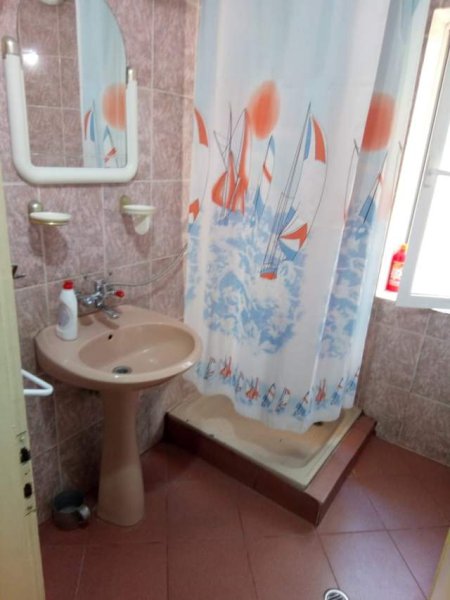 Tirane, jap me qera garsonier 1+1+BLK Kati 2, 20.000 Leke (Rruga Sytki Cico /Brryli)