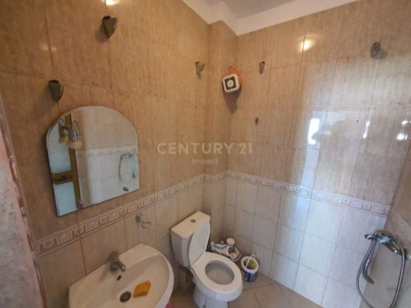 SHESIM APARTAMENT 2+1,TE PAZARI I RI, Kati 4, 110 m² 125.000 Euro (Riza Cerova)