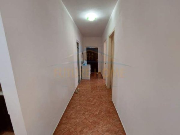 Durres, shitet apartament 2+1+BLK Kati 5, 78 m² 45.000 Euro (Shitet, Apartament 2+1, Ne Plazh Hekurudha, Durres)