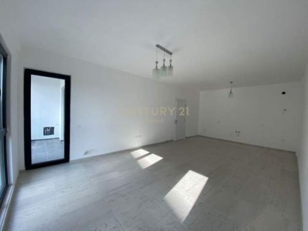 Tirane, jepet me qera apartament 1+1+BLK Kati 3, 75 m² 370 Euro (Rruga e Dibres)