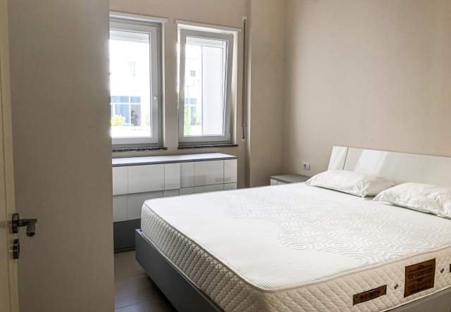 Shkoder, shitet 100 m² 140.000 Euro (velipoje)